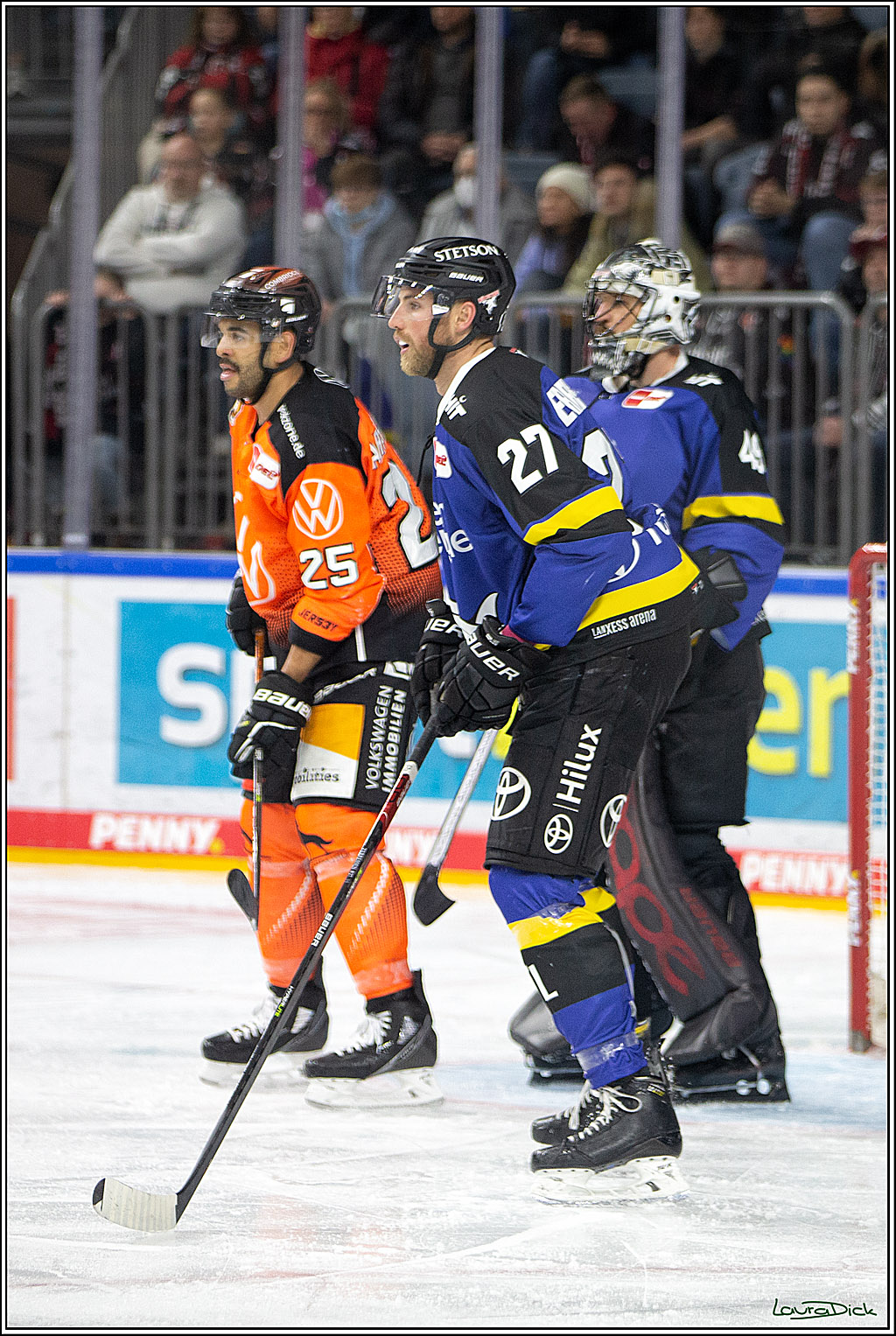 PENNY DEL; Koelner Haie- Fishtown Pinguins Bremerhaven; Koeln, 25.11.2021